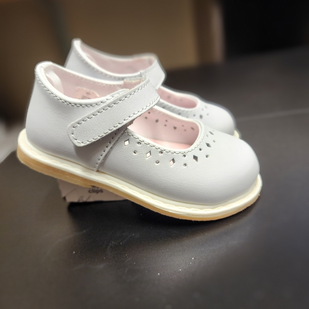 Mary Jane's shoes, baby girl 5T